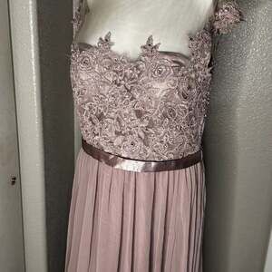 Long Embroidered-Bodice Cap-Sleeve Chiffon Prom Dress,